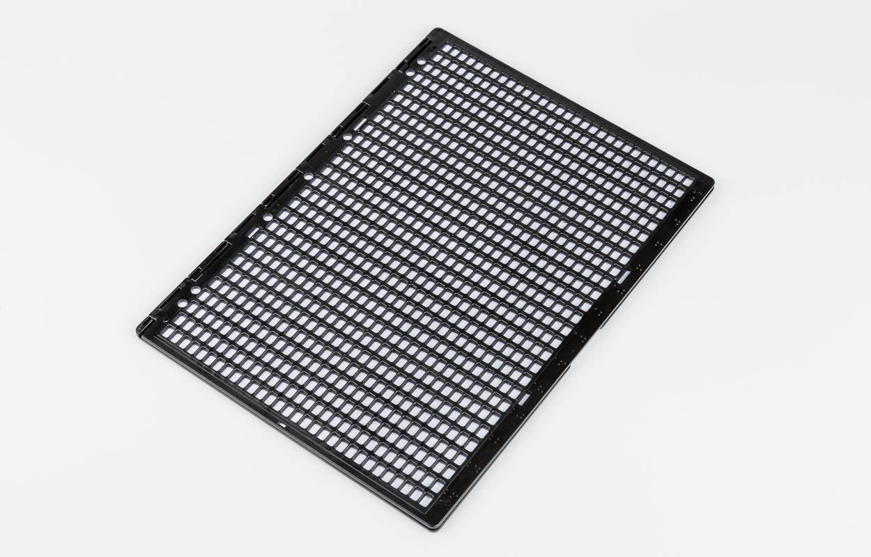 Set d'écriture braille A4  27 x 30 cases plastique, poinçon